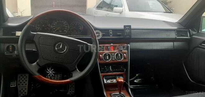 Mercedes E 280 1994, 198,000 km - 2.8 l - Bakı
