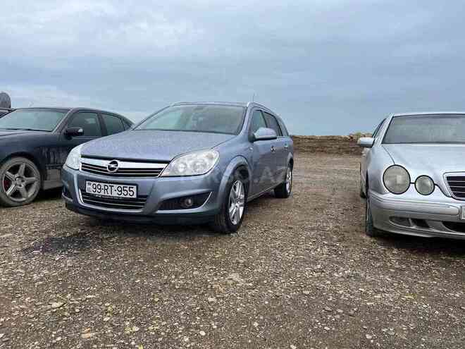 Opel Astra 2009, 242,500 km - 1.6 l - Bakı