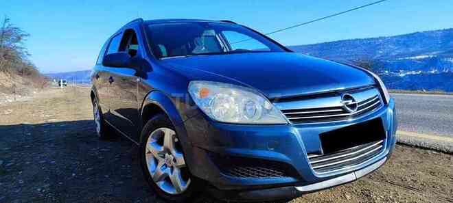 Opel Astra 2007, 260,000 km - 1.7 л - Qusar