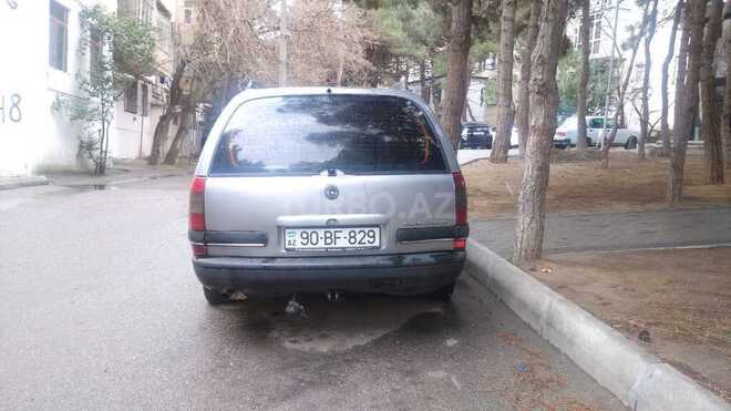 Opel Omega 1995, 325,689 km - 2.0 л - Bakı