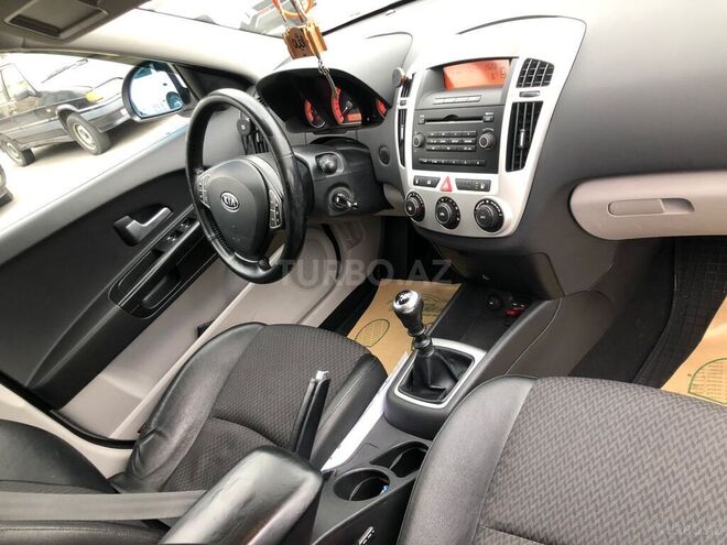 Kia Ceed 2007, 196,000 km - 1.6 л - Bakı