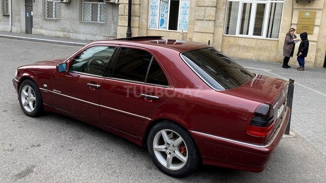 Mercedes C 240 1999, 406,000 km - 2.4 l - Bakı