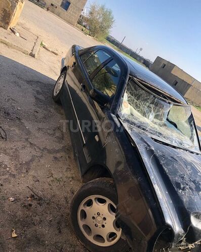Mercedes E 230 1998, 300,000 km - 2.3 l - Bakı