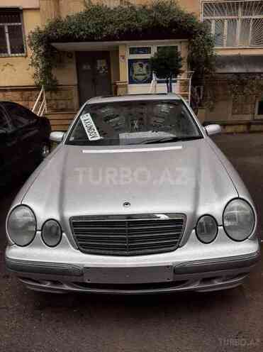 Mercedes E 240 1999, 145,000 km - 2.4 l - Bakı