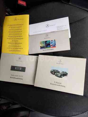 Mercedes E 240 1999, 145,000 km - 2.4 l - Bakı
