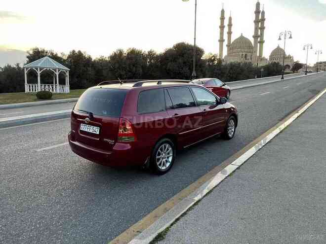 Toyota Corolla 2005, 174,000 km - 1.4 l - Bakı