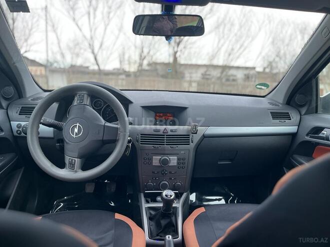 Opel Astra 2006, 152,000 km - 1.4 l - Bakı