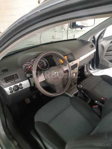 Opel Astra 2005, 172,000 km - 1.4 l - Bakı