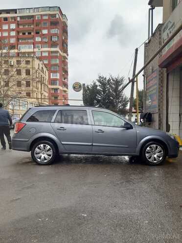 Opel Astra 2005, 172,000 km - 1.4 l - Bakı