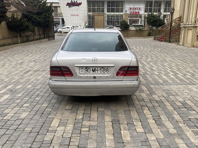Mercedes E 240 1997, 410,000 km - 2.4 l - Bakı
