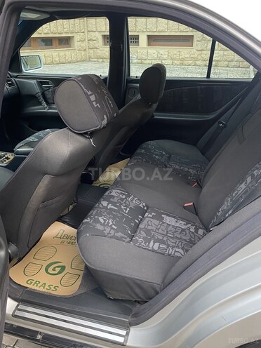 Mercedes E 240 1997, 410,000 km - 2.4 l - Bakı
