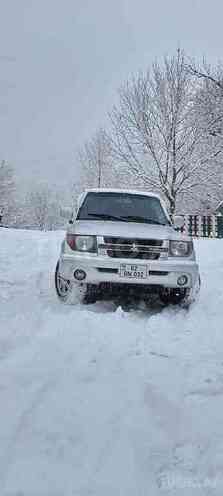 Mitsubishi Pajero io 2000, 230,000 km - 1.8 л - Zaqatala
