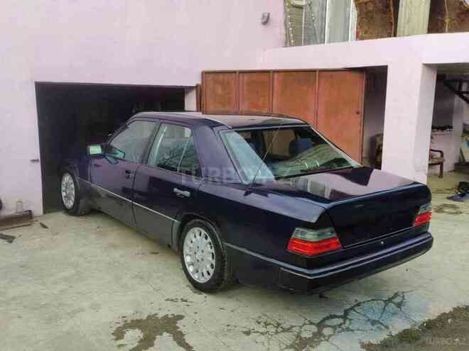 Mercedes E 230 1990, 500,000 km - 2.3 л - Astara