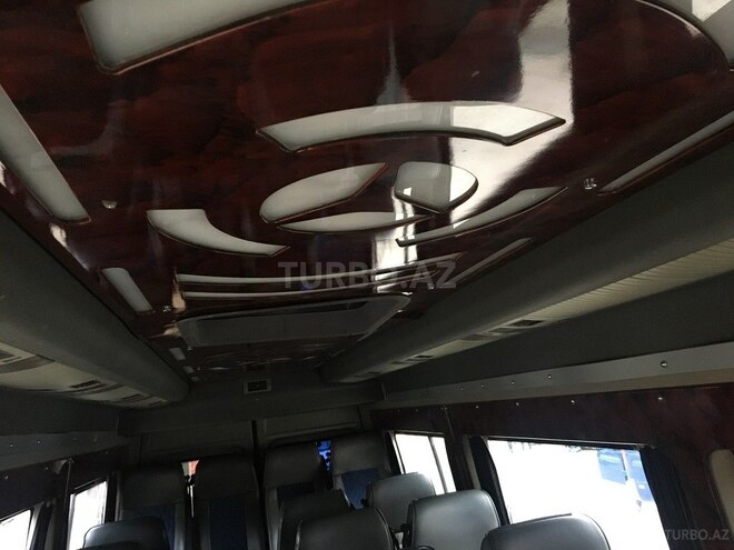 Mercedes Sprinter 319 2005, 289,635 km - 2.2 л - Qazax