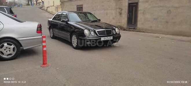 Mercedes E 220 2001, 400,000 km - 2.2 l - Bakı