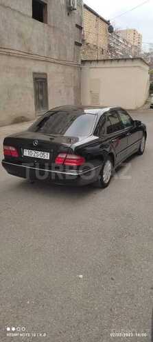 Mercedes E 220 2001, 400,000 km - 2.2 l - Bakı