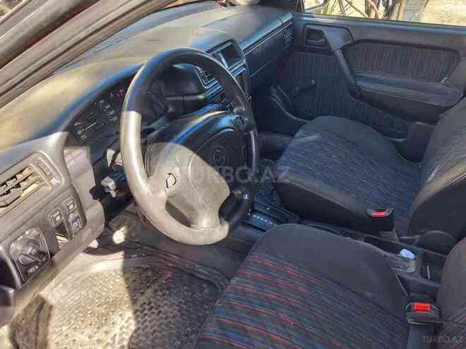 Opel Vectra 1995, 238,000 km - 2.0 л - Bakı
