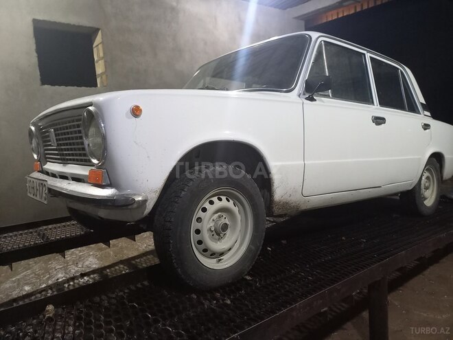 LADA (VAZ) 21011 1985, 126,000 km - 1.2 л - Tovuz
