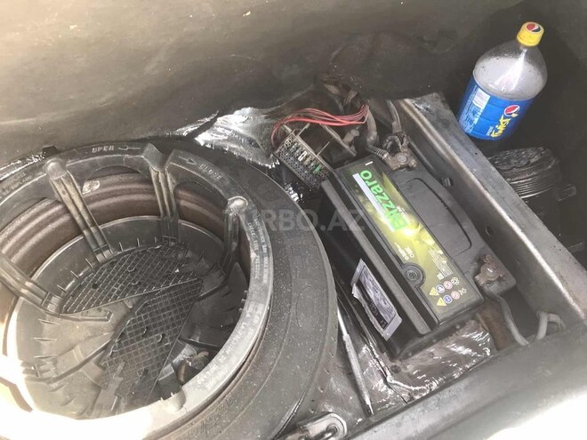 Mercedes E 220 1998, 490,000 km - 2.2 л - Ağcabədi