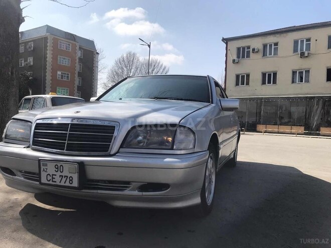 Mercedes E 220 1998, 490,000 km - 2.2 л - Ağcabədi