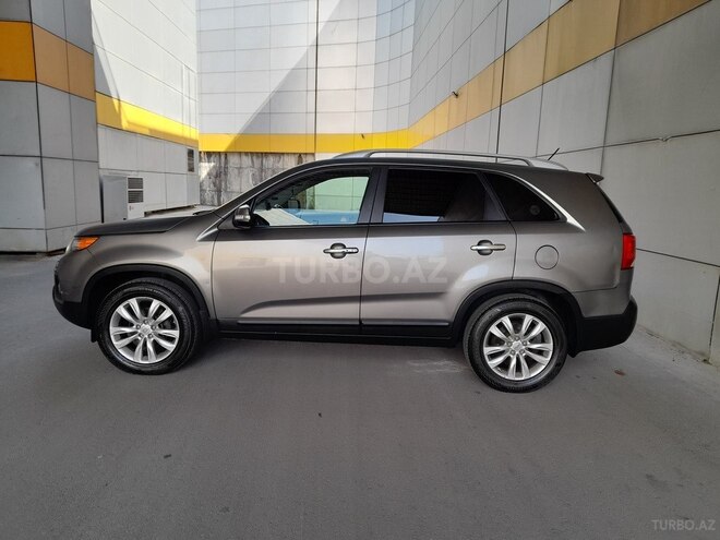 Kia Sorento 2011, 27,600 km - 2.0 l - Bakı