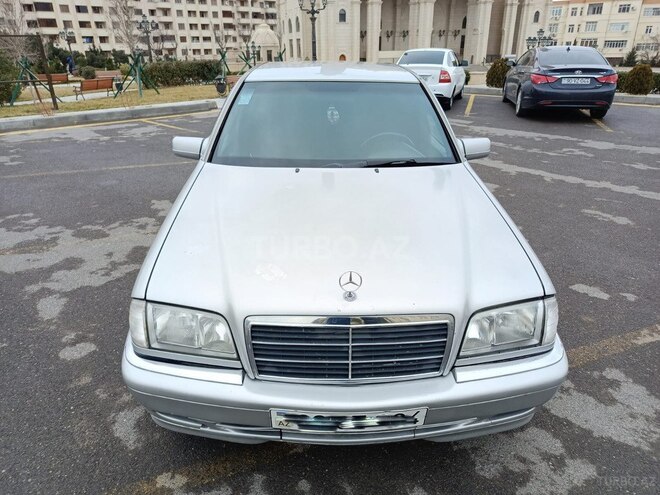 Mercedes C 180 1999, 286,000 km - 1.8 л - Bakı