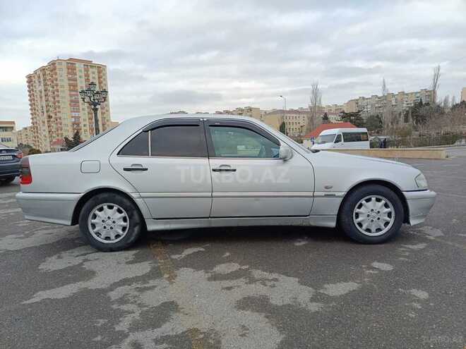 Mercedes C 180 1999, 286,000 km - 1.8 л - Bakı