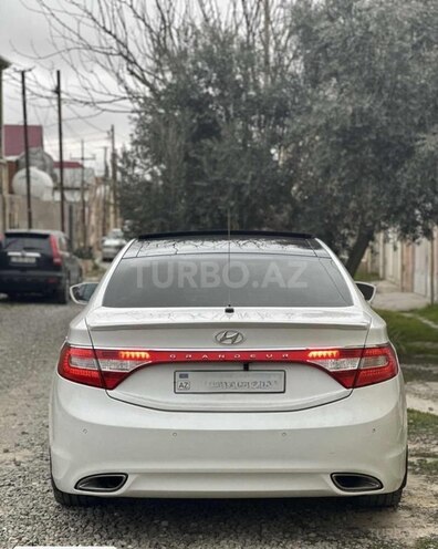Hyundai Grandeur 2011, 137,000 km - 2.4 л - Bakı