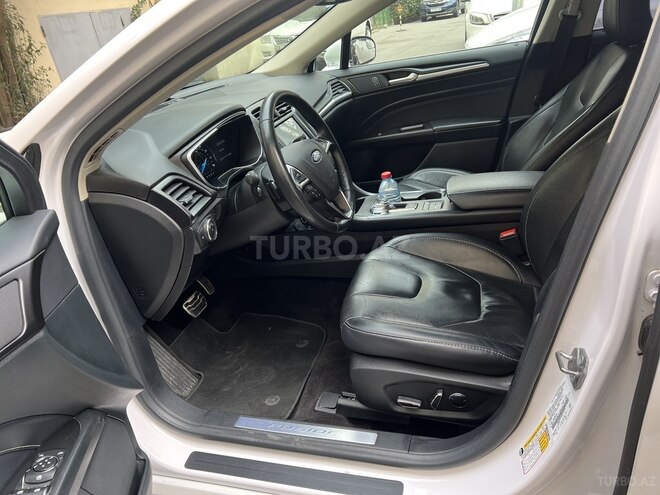 Ford Fusion 2017, 81,000 km - 2.0 l - Bakı