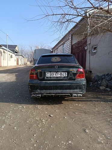 Opel Vectra 2000, 545,000 km - 1.6 л - Qazax