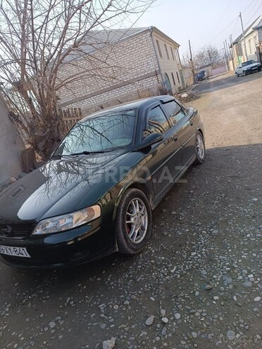 Opel Vectra 2000, 545,000 km - 1.6 л - Qazax