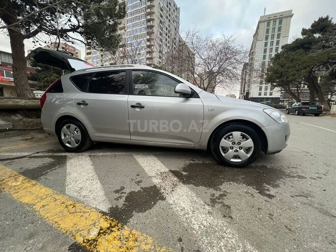 Kia Ceed 2009, 250,000 km - 1.4 l - Bakı