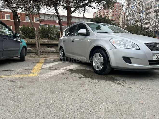 Kia Ceed 2009, 250,000 km - 1.4 l - Bakı