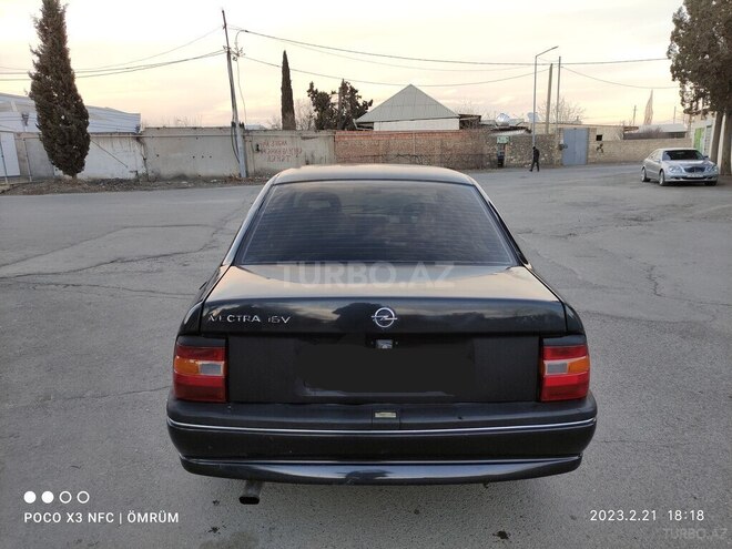 Opel Vectra 1995, 530,000 km - 2.0 l - Gəncə
