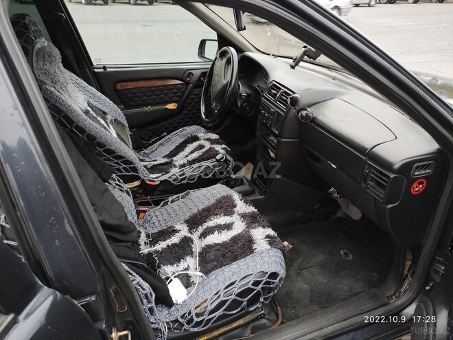 Opel Vectra 1995, 530,000 km - 2.0 l - Gəncə