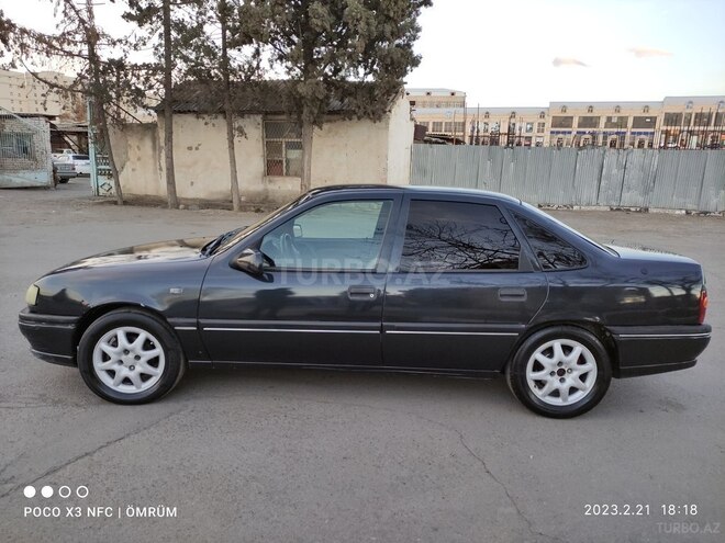 Opel Vectra 1995, 530,000 km - 2.0 l - Gəncə