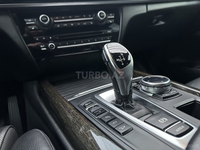 BMW X5 2014, 141,085 km - 4.4 l - Bakı