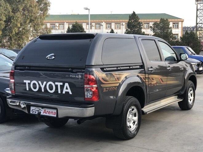 Toyota Hilux 2012, 103,000 km - 2.7 l - Bakı