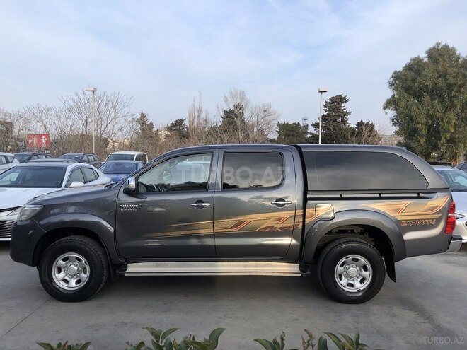 Toyota Hilux 2012, 103,000 km - 2.7 l - Bakı