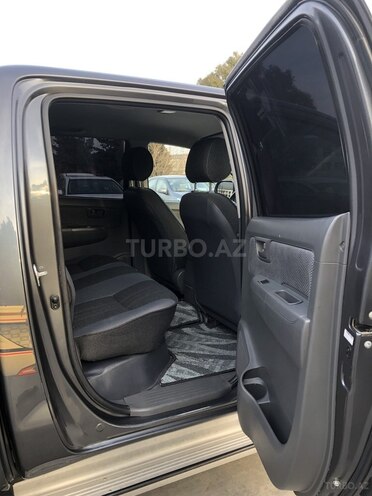 Toyota Hilux 2012, 103,000 km - 2.7 l - Bakı