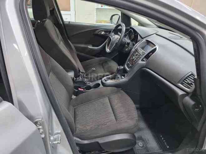 Opel Astra 2013, 211,700 km - 1.4 l - Bakı