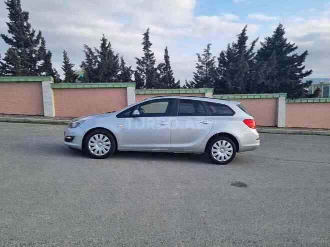 Opel Astra 2013, 211,700 km - 1.4 l - Bakı