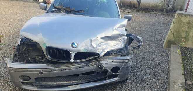 BMW 320 2002, 180,000 km - 2.2 l - Bakı