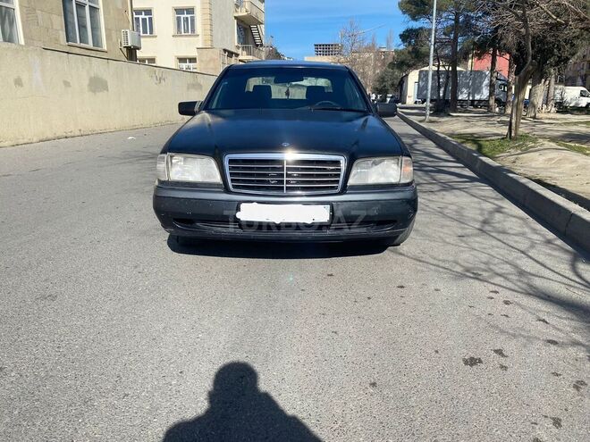 Mercedes C 200 1993, 285,789 km - 2.0 l - Bakı