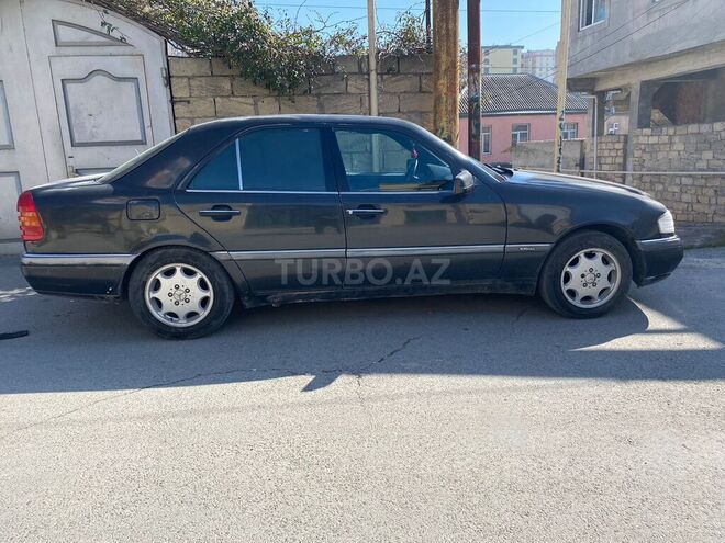 Mercedes C 200 1993, 285,789 km - 2.0 l - Bakı
