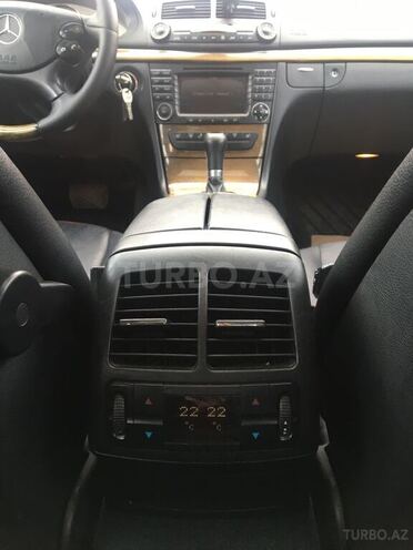 Mercedes E 320 2007, 264,100 km - 3.0 l - Bakı