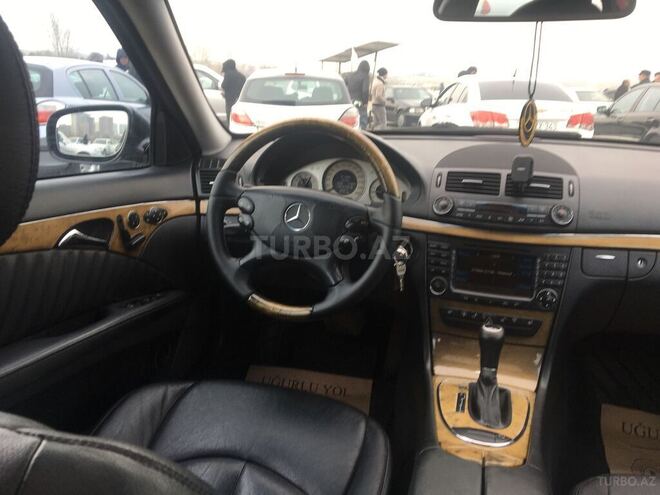 Mercedes E 320 2007, 264,100 km - 3.0 l - Bakı
