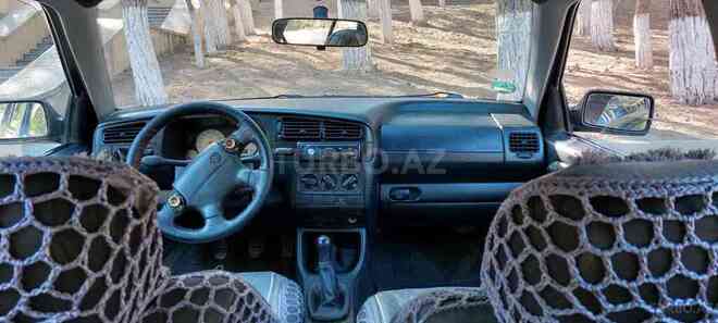 Volkswagen Golf 1997, 345,000 km - 1.8 l - Sumqayıt