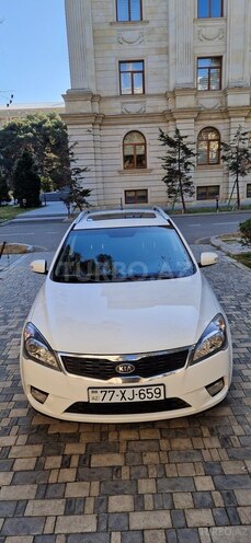 Kia Ceed 2010, 220,000 km - 1.6 l - Bakı