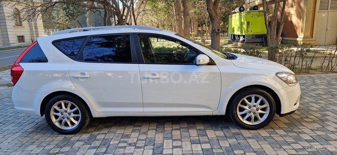 Kia Ceed 2010, 220,000 km - 1.6 l - Bakı